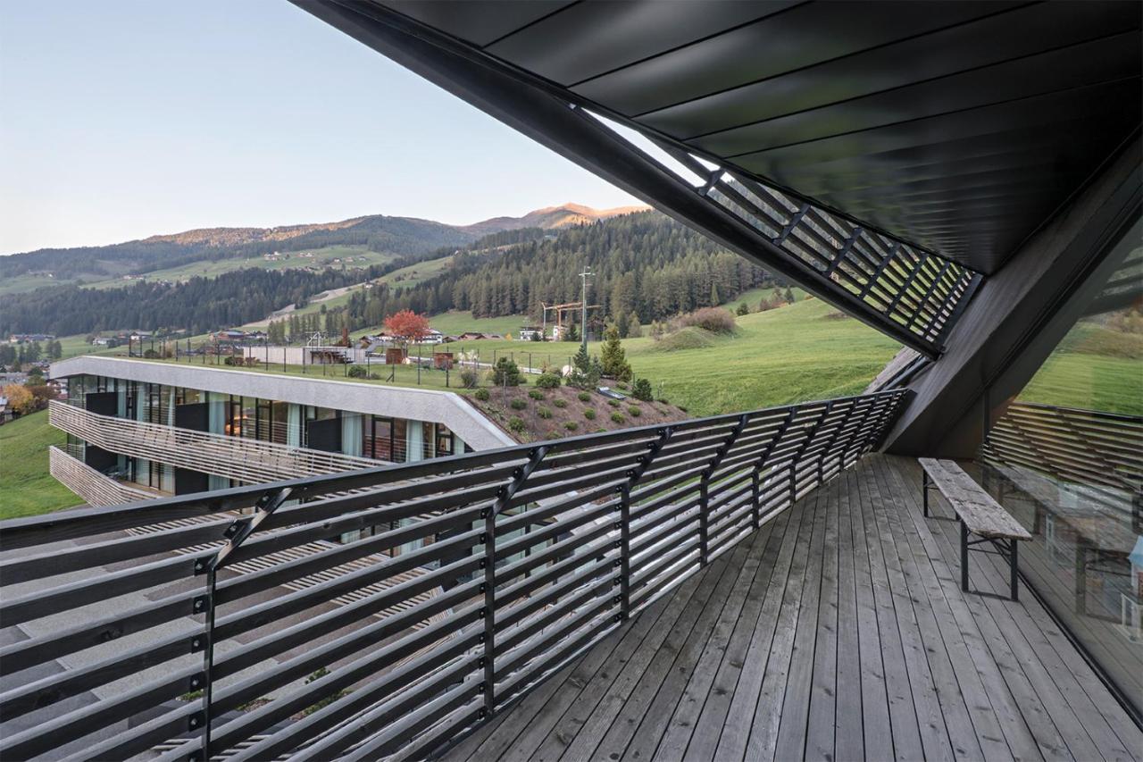 Paramount Alma Suites Sexten Exteriér fotografie