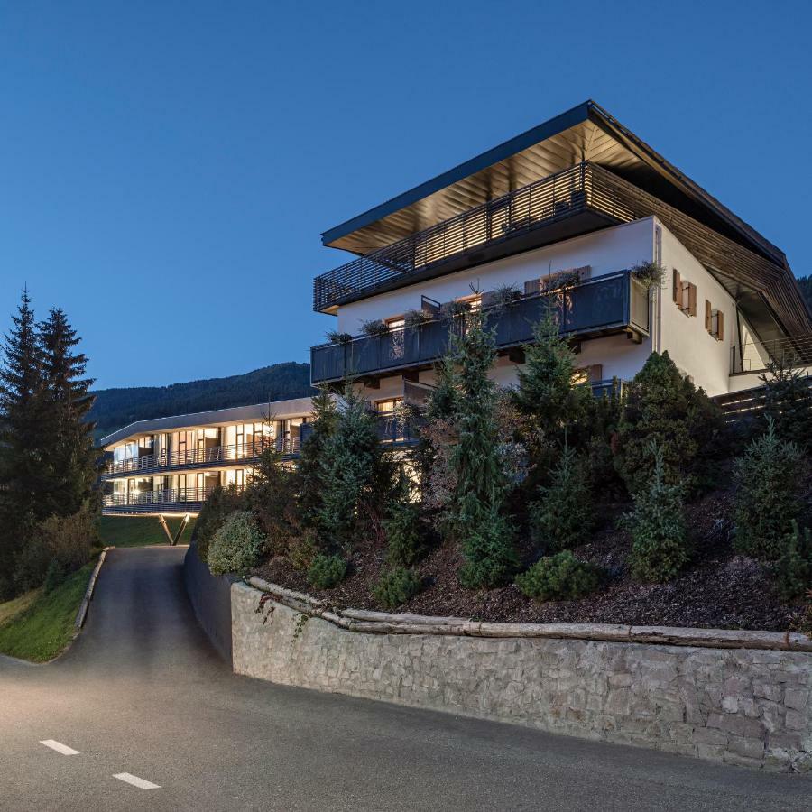 Paramount Alma Suites Sexten Exteriér fotografie