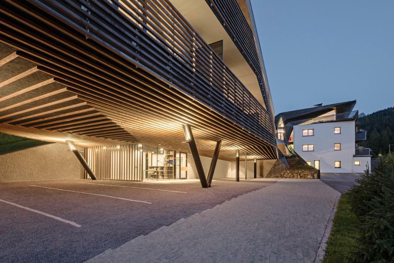 Paramount Alma Suites Sexten Exteriér fotografie